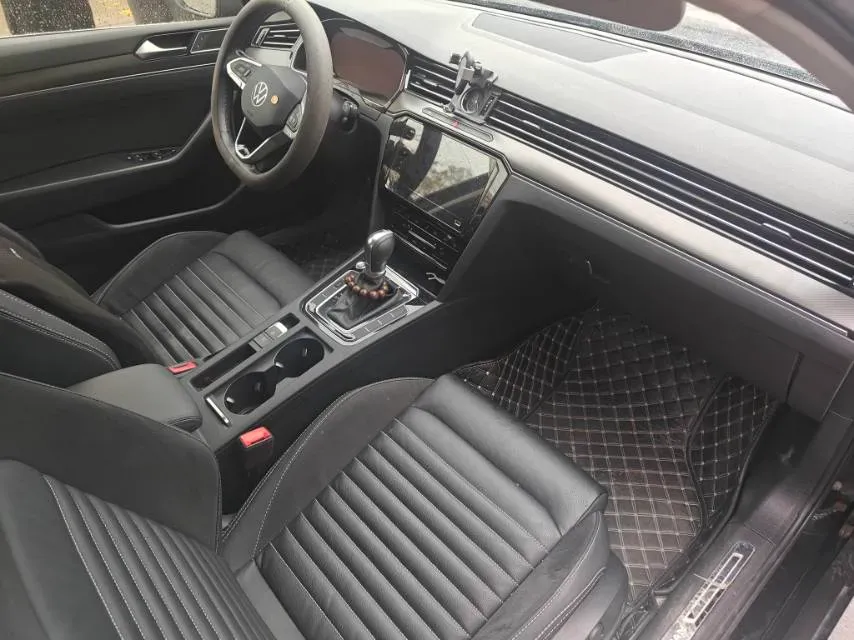 2020 Volkswagen Magotan 2.0T 186HP L4 7DCT,autocango,china used car exporter,china ev exporter,chinese used car exporter,chinese used ev exporter