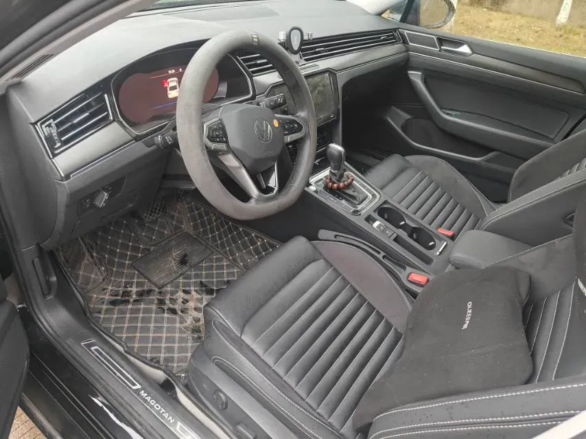 2020 Volkswagen Magotan 2.0T 186HP L4 7DCT,autocango,china used car exporter,china ev exporter,chinese used car exporter,chinese used ev exporter