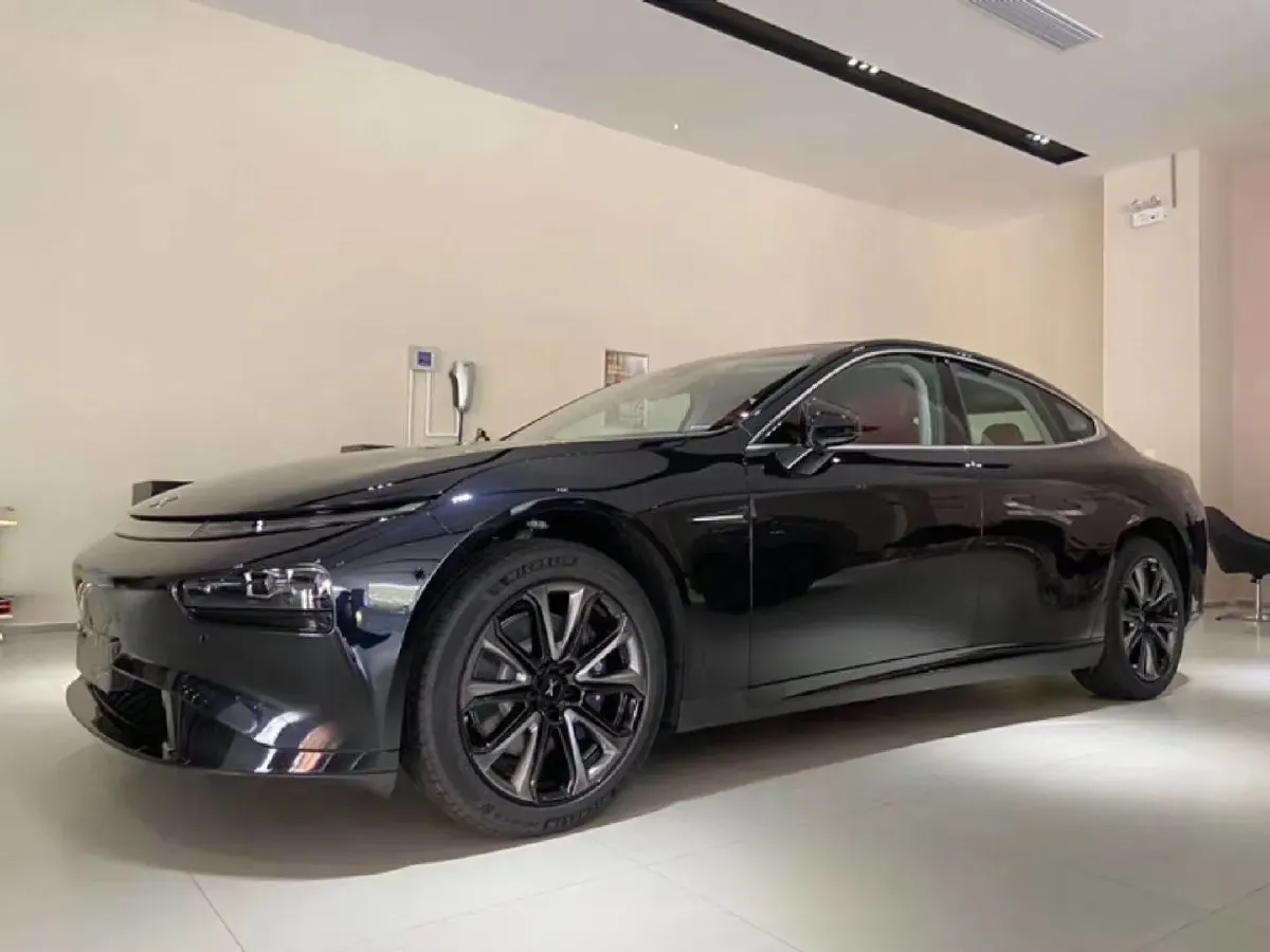 2022 Xpeng P7 BEV 83.1KWH,autocango,china used car exporter,china ev exporter,chinese used car exporter,chinese used ev exporter