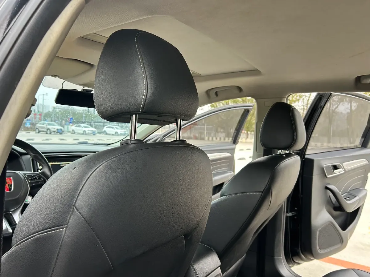 2017 Roewe i6 1.0T 125HP L3 2AT PHEV,autocango,china used car exporter,china ev exporter,chinese used car exporter,chinese used ev exporter