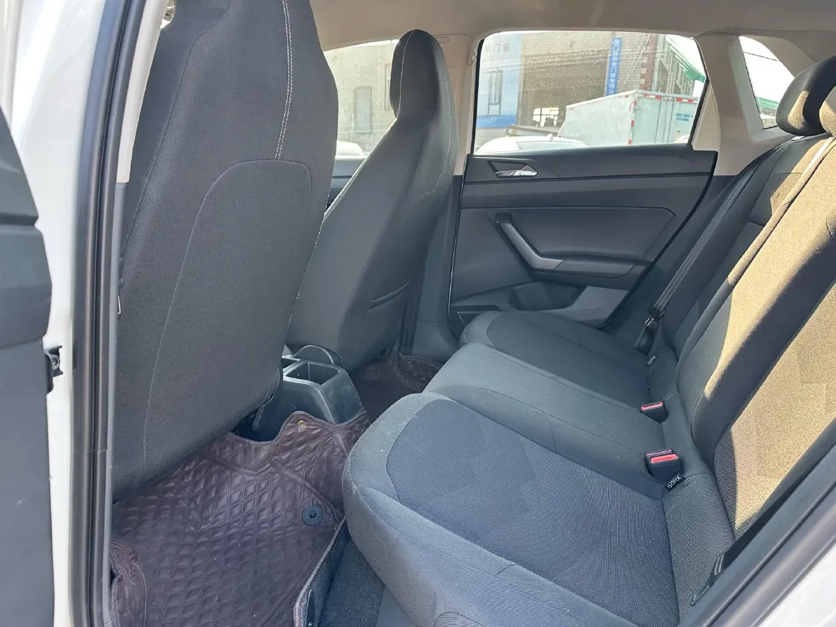 2023 Volkswagen Polo 1.5L 113HP L4 6AT,autocango,china used car exporter,china ev exporter,chinese used car exporter,chinese used ev exporter