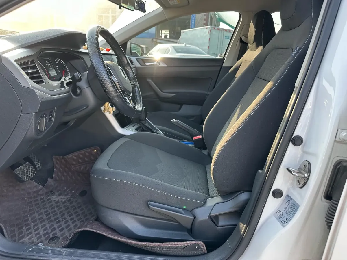 2023 Volkswagen Polo 1.5L 113HP L4 6AT,autocango,china used car exporter,china ev exporter,chinese used car exporter,chinese used ev exporter