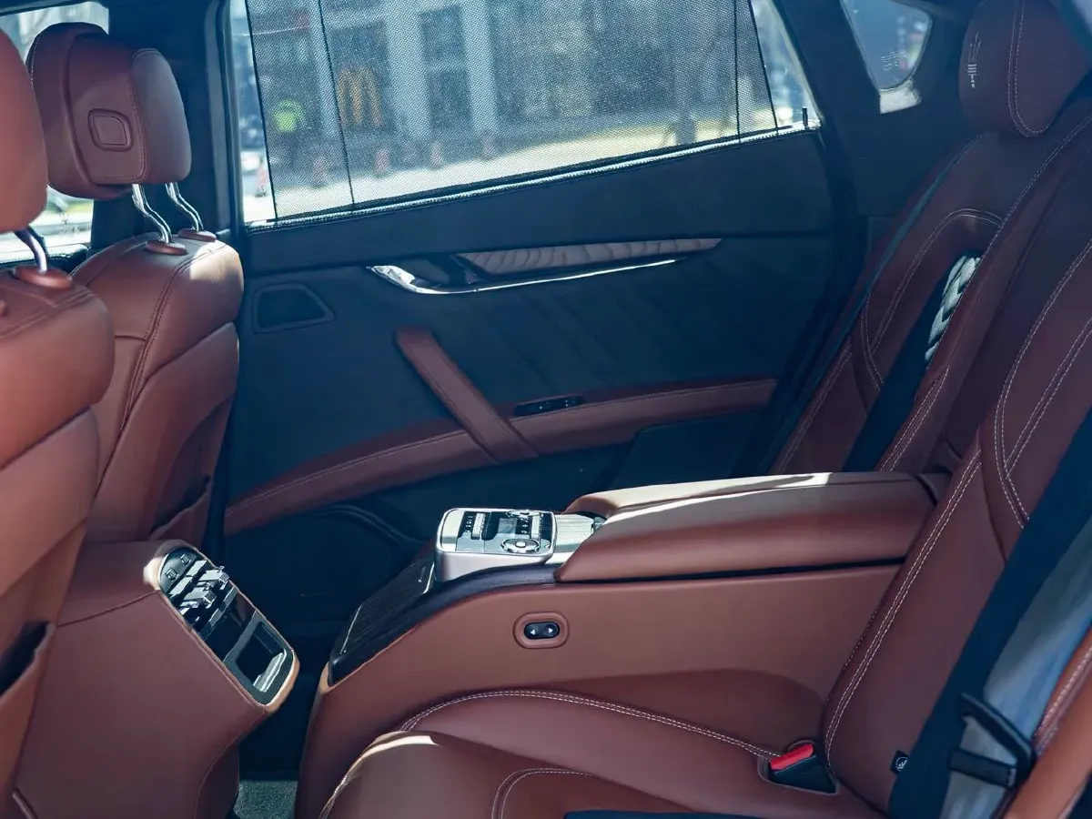 2018 Maserati Quattroporte 3.0T 350HP V6 8AT,autocango,china used car exporter,china ev exporter,chinese used car exporter,chinese used ev exporter