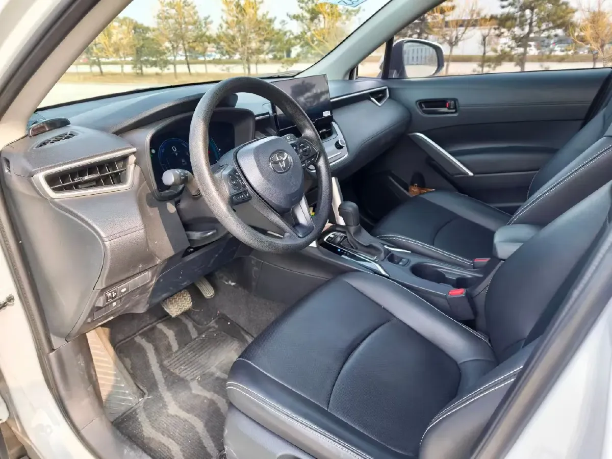 2024 Toyota Corolla Cross 2.0L 152HP L4 E-CVT Hybrid,autocango,china used car exporter,china ev exporter,chinese used car exporter,chinese used ev exporter