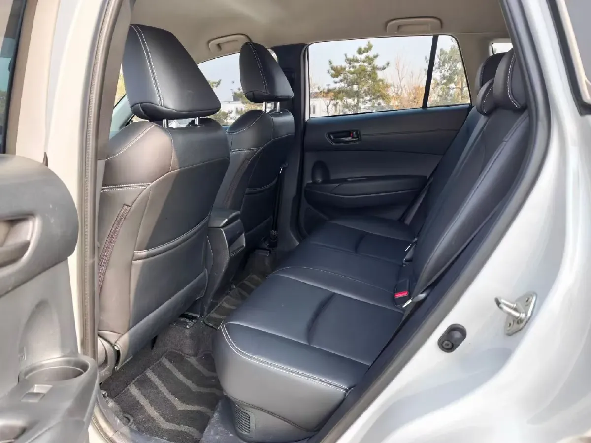 2024 Toyota Corolla Cross 2.0L 152HP L4 E-CVT Hybrid,autocango,china used car exporter,china ev exporter,chinese used car exporter,chinese used ev exporter