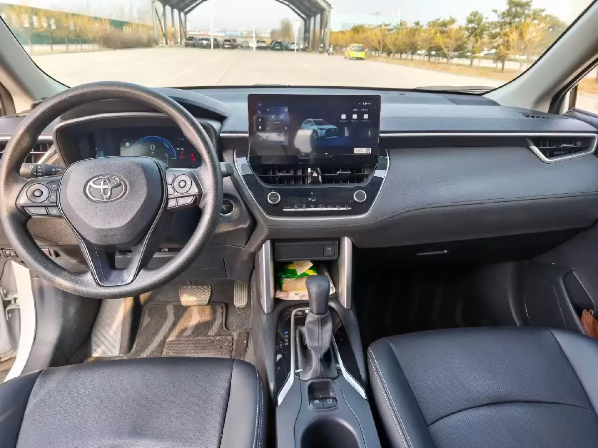 2024 Toyota Corolla Cross 2.0L 152HP L4 E-CVT Hybrid,autocango,china used car exporter,china ev exporter,chinese used car exporter,chinese used ev exporter