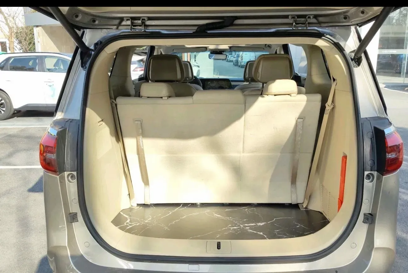 2023 Buick GL8 2.0T 237HP L4 9AT,autocango,china used car exporter,china ev exporter,chinese used car exporter,chinese used ev exporter