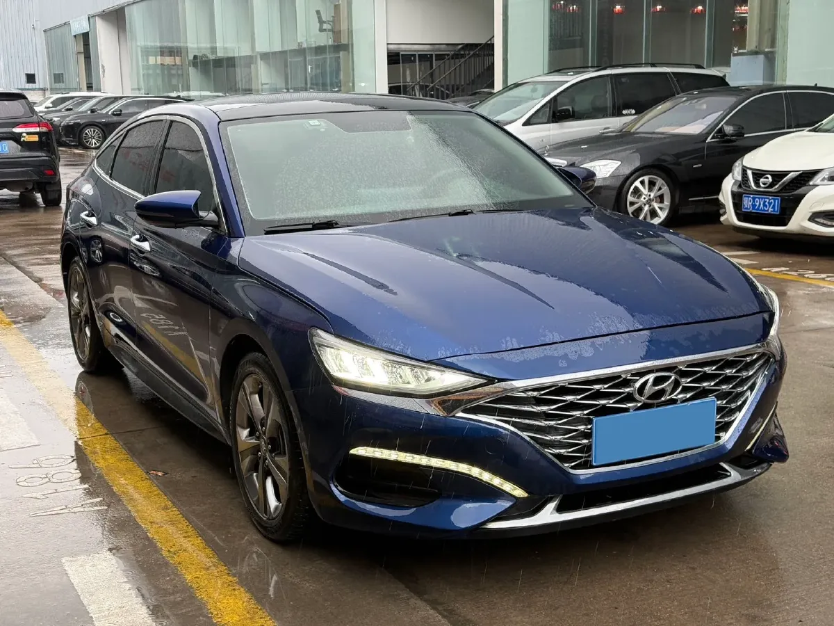 2019 Hyundai La Festa 1.6T 190HP L4 7DCT,autocango,china used car exporter,china ev exporter,chinese used car exporter,chinese used ev exporter