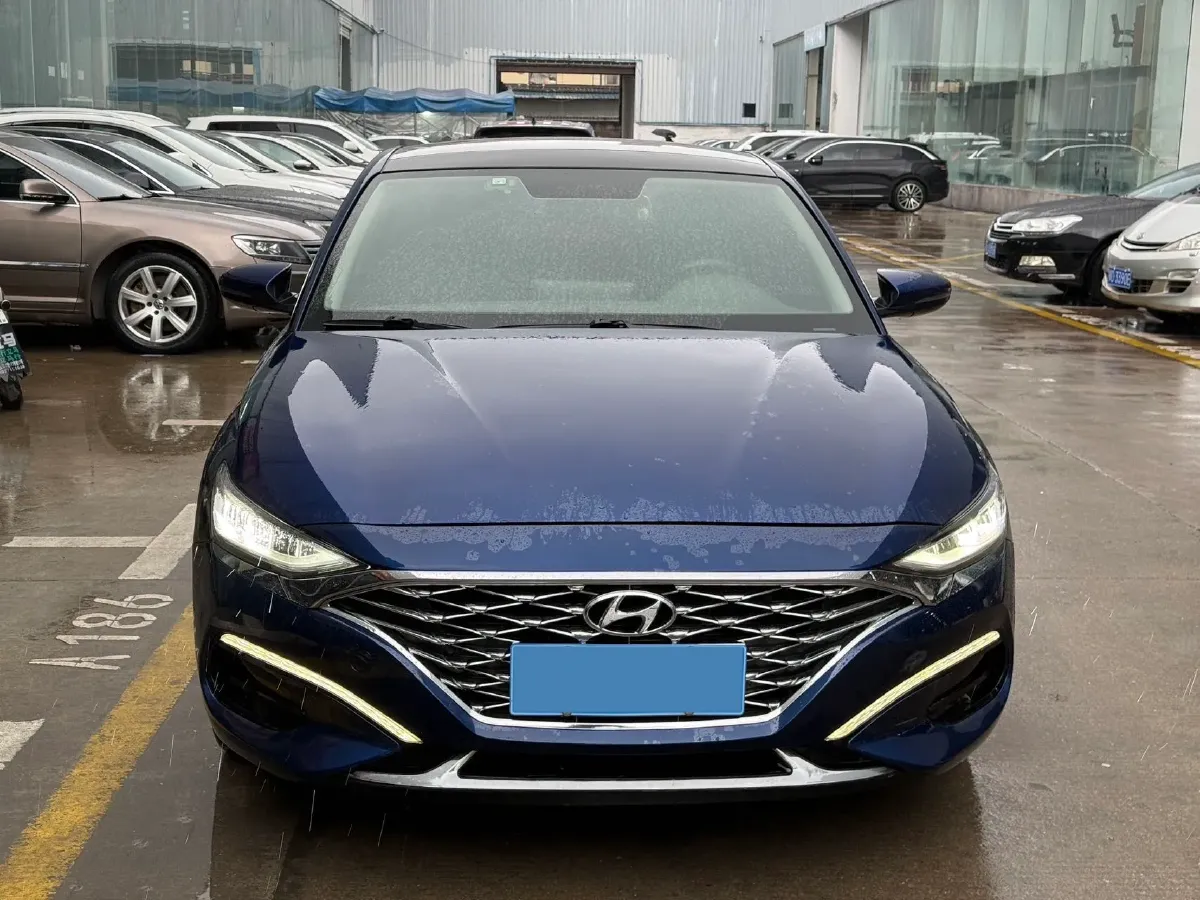 2019 Hyundai La Festa 1.6T 190HP L4 7DCT,autocango,china used car exporter,china ev exporter,chinese used car exporter,chinese used ev exporter