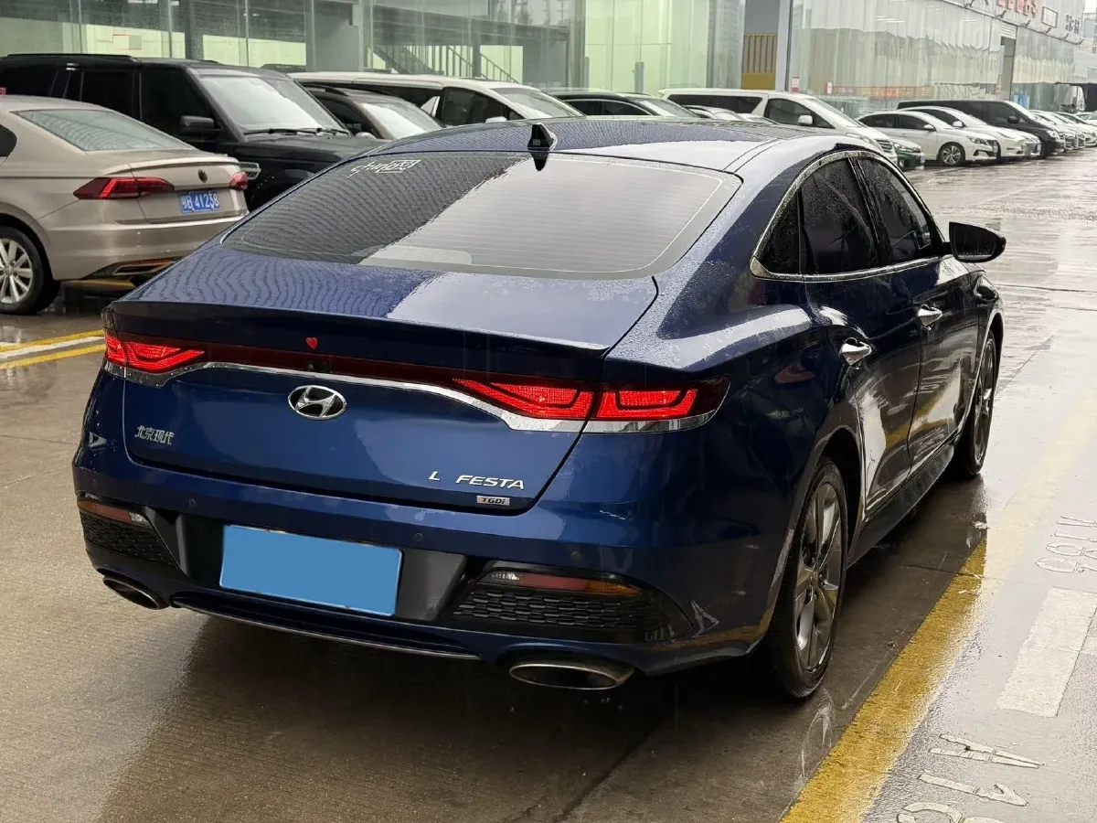 2019 Hyundai La Festa 1.6T 190HP L4 7DCT,autocango,china used car exporter,china ev exporter,chinese used car exporter,chinese used ev exporter