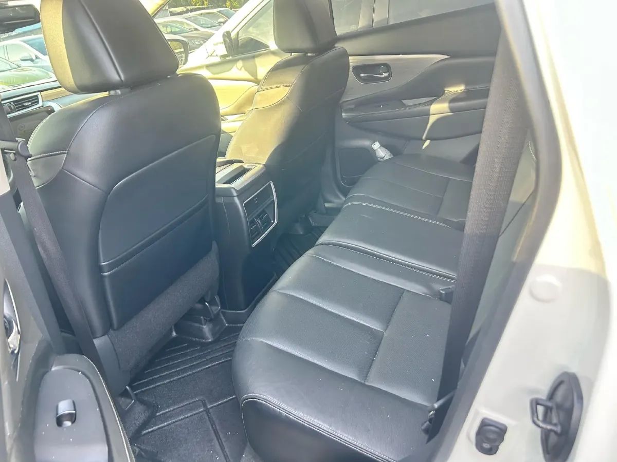 2021 Nissan Murano 2.5L 186HP L4 CVT,autocango,china used car exporter,china ev exporter,chinese used car exporter,chinese used ev exporter