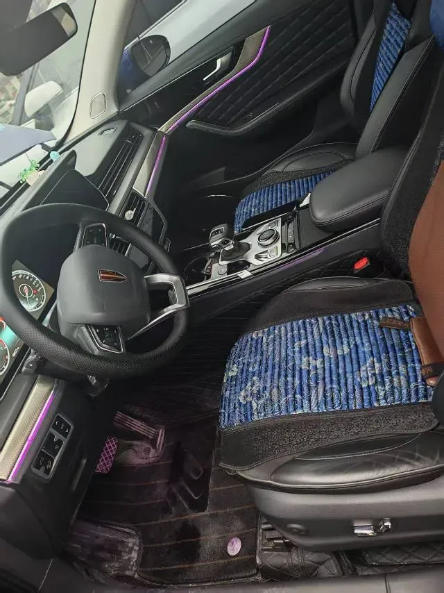 2019 HongQi HS5 2.0T 224HP L4 6AT,autocango,china used car exporter,china ev exporter,chinese used car exporter,chinese used ev exporter