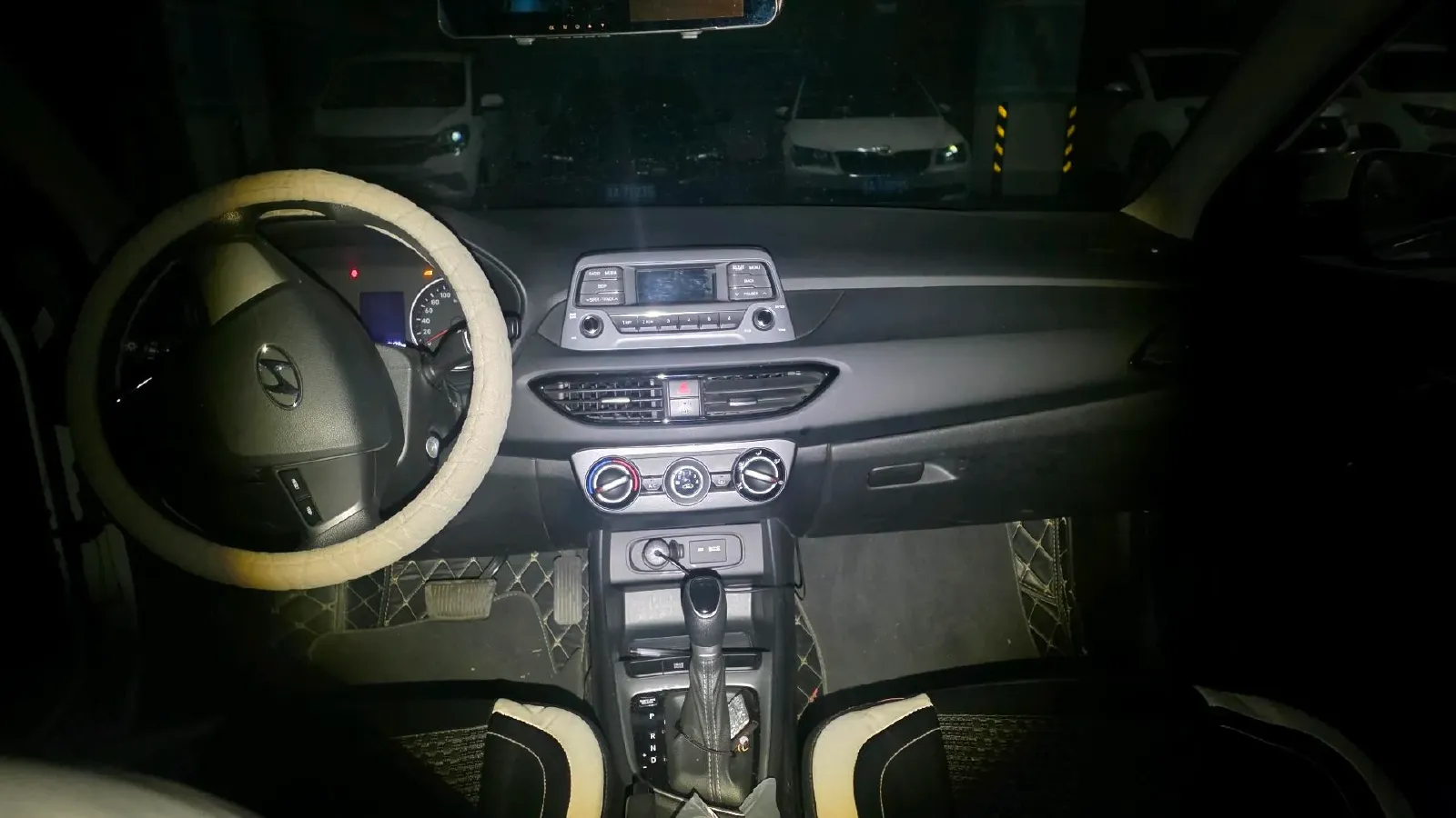 2020 Hyundai Celesta 1.6L 123HP L4 6AT,autocango,china used car exporter,china ev exporter,chinese used car exporter,chinese used ev exporter