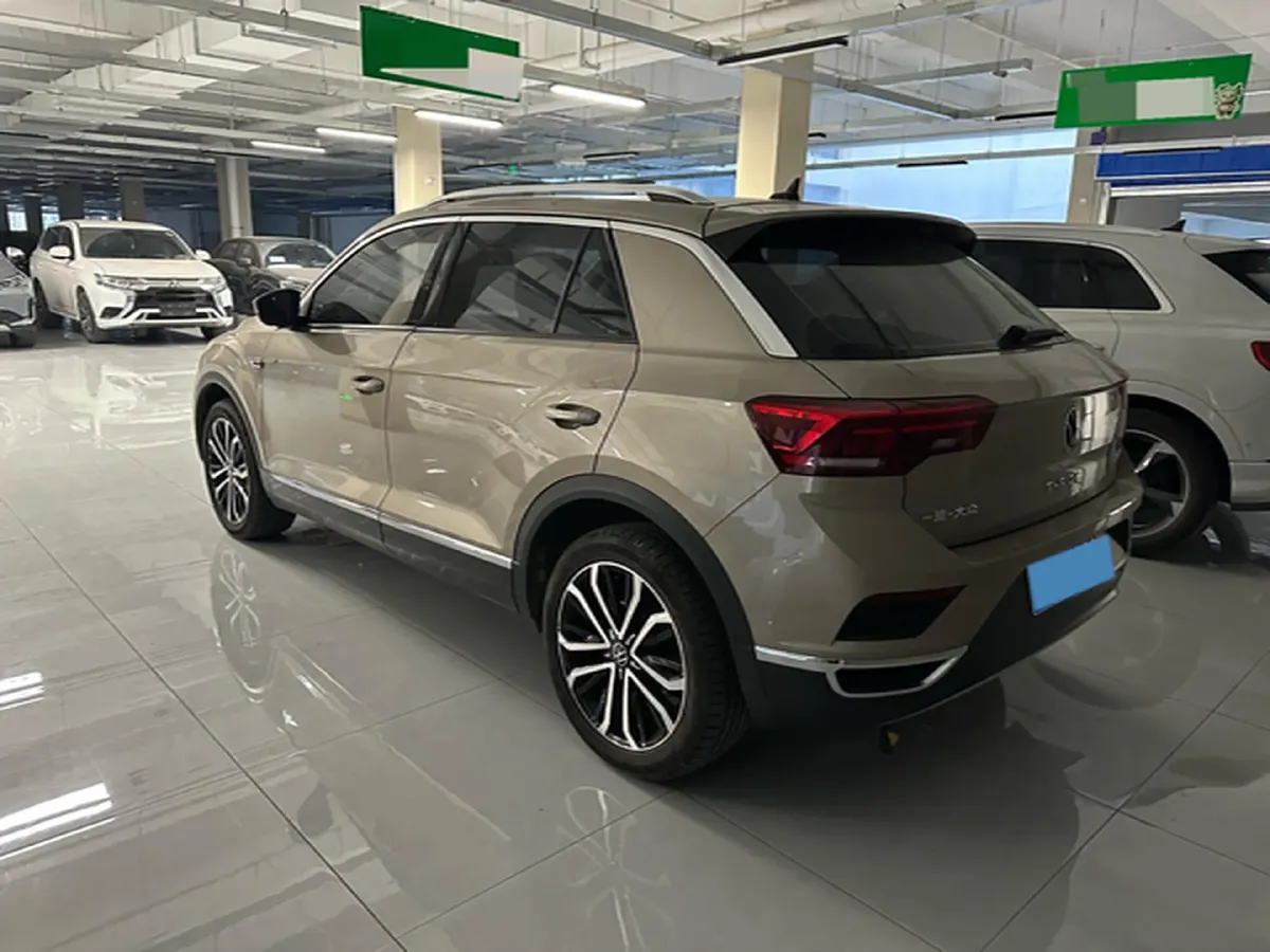 2021 Volkswagen T-Roc 1.4T 150HP L4 7DCT,autocango,china used car exporter,china ev exporter,chinese used car exporter,chinese used ev exporter