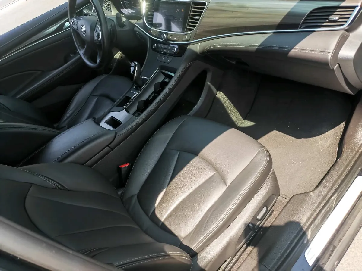 2021 Buick Larcosse 2.0T 237HP L4 9AT,autocango,china used car exporter,china ev exporter,chinese used car exporter,chinese used ev exporter