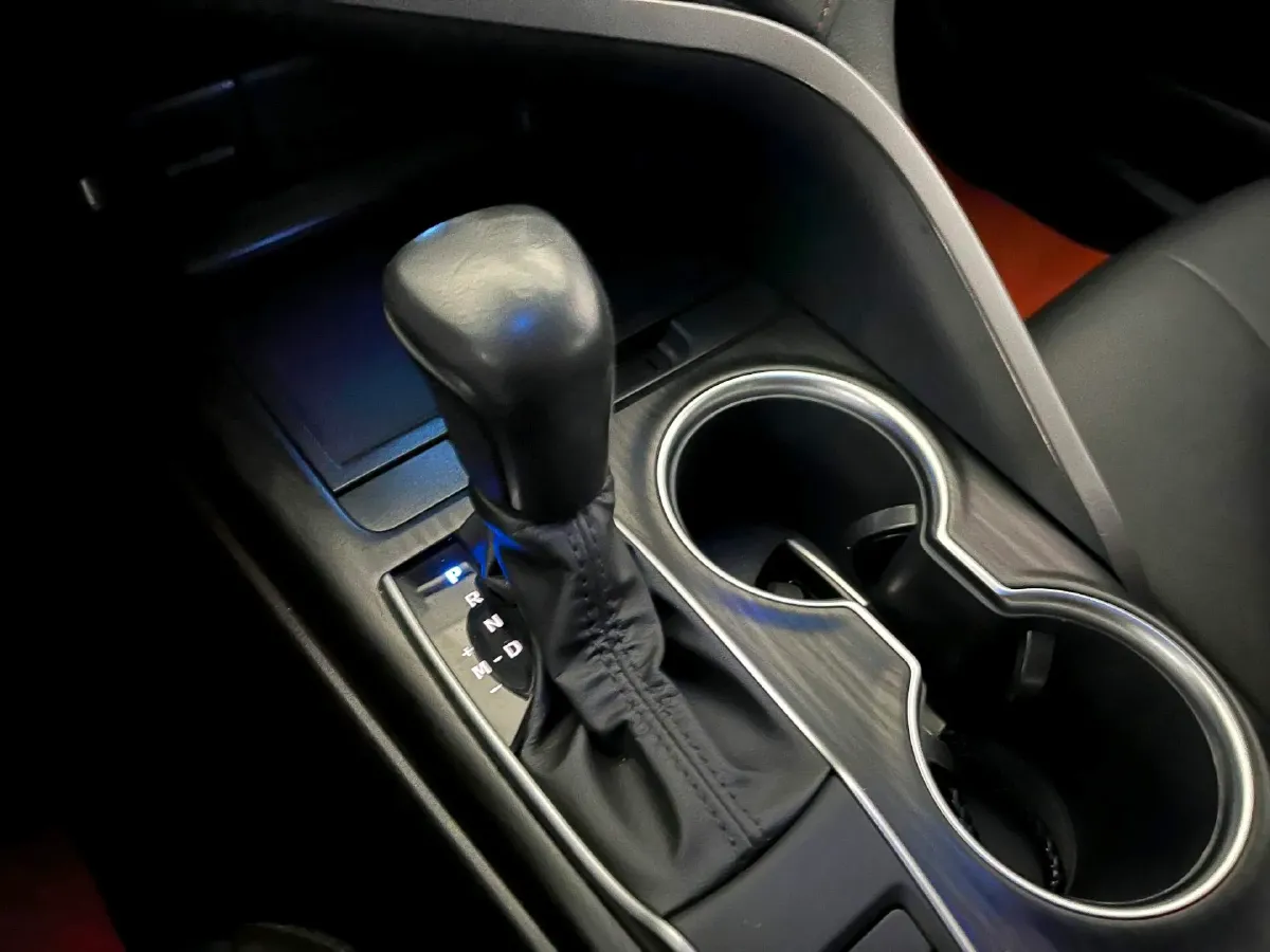 2021 Toyota Camry 2.0L 178HP L4 CVT,autocango,china used car exporter,china ev exporter,chinese used car exporter,chinese used ev exporter