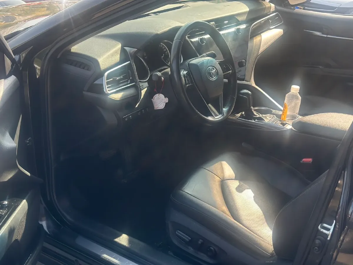 2019 Toyota Camry 2.5L 209HP L4 8AT,autocango,china used car exporter,china ev exporter,chinese used car exporter,chinese used ev exporter