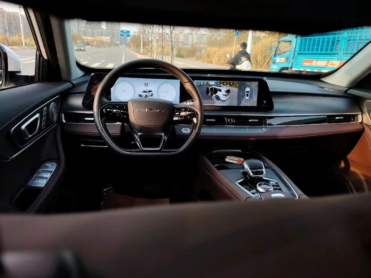 2024 Chery Tiggo 8 PRO 1.6T 197HP L4 7DCT,autocango,china used car exporter,china ev exporter,chinese used car exporter,chinese used ev exporter