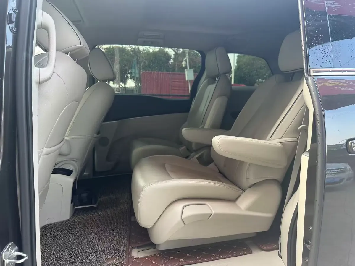 2021 Buick GL8 2.0T 237HP L4 9AT,autocango,china used car exporter,china ev exporter,chinese used car exporter,chinese used ev exporter