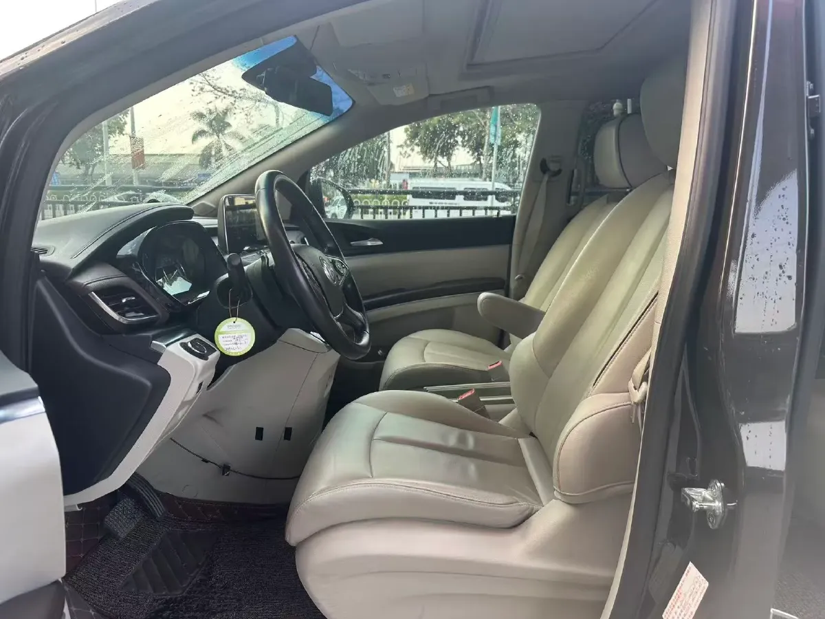 2021 Buick GL8 2.0T 237HP L4 9AT,autocango,china used car exporter,china ev exporter,chinese used car exporter,chinese used ev exporter
