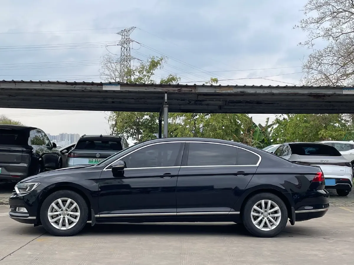 2018 Volkswagen Magotan 1.4T 150HP L4 7DCT,autocango,china used car exporter,china ev exporter,chinese used car exporter,chinese used ev exporter