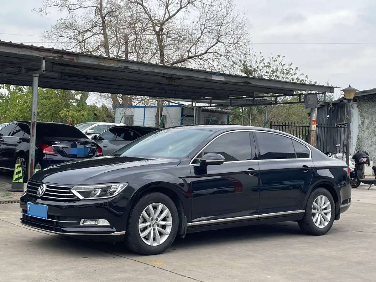 2018 Volkswagen Magotan 1.4T 150HP L4 7DCT,autocango,china used car exporter,china ev exporter,chinese used car exporter,chinese used ev exporter
