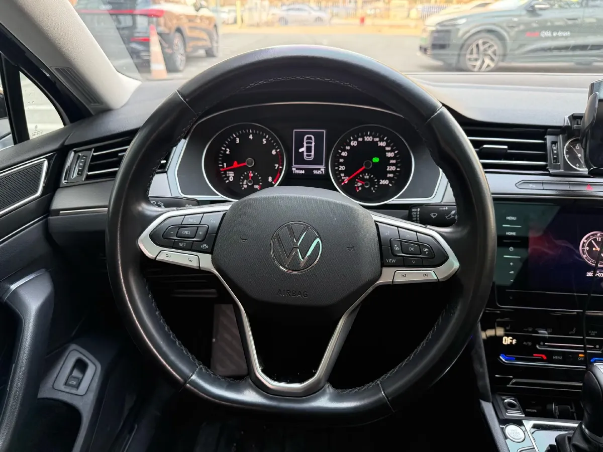 2020 Volkswagen Magotan 2.0T 186HP L4 7DCT,autocango,china used car exporter,china ev exporter,chinese used car exporter,chinese used ev exporter