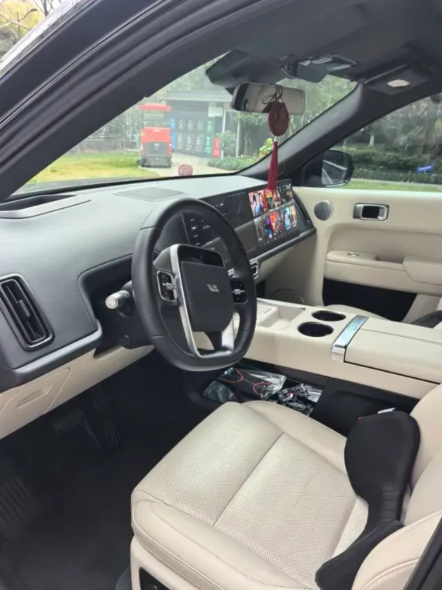 2022 Li L9 Range Extended 154HP REEV 42.6KWH,autocango,china used car exporter,china ev exporter,chinese used car exporter,chinese used ev exporter