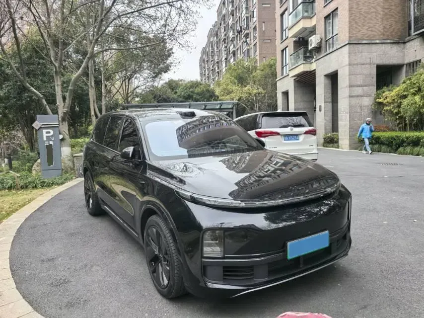 2022 Li L9 Range Extended 154HP REEV 42.6KWH,autocango,china used car exporter,china ev exporter,chinese used car exporter,chinese used ev exporter