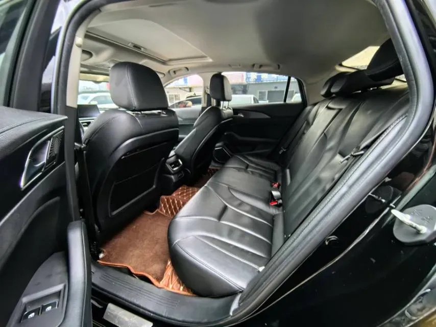 2020 HongQi H5 1.8T 197HP L4 6AT,autocango,china used car exporter,china ev exporter,chinese used car exporter,chinese used ev exporter