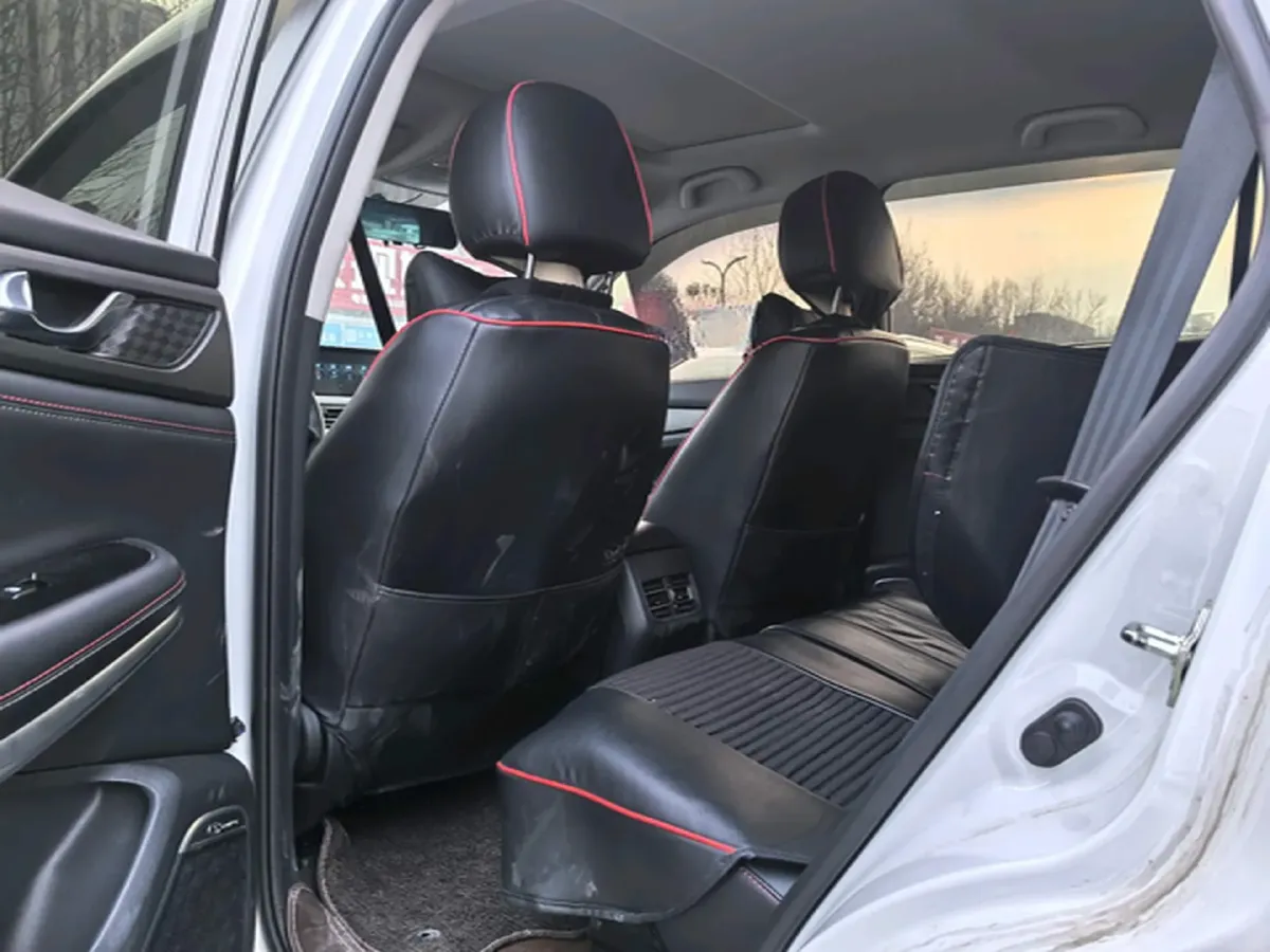 2021 ChangAn CS75 1.5T 178HP L4 7DCT,autocango,china used car exporter,china ev exporter,chinese used car exporter,chinese used ev exporter