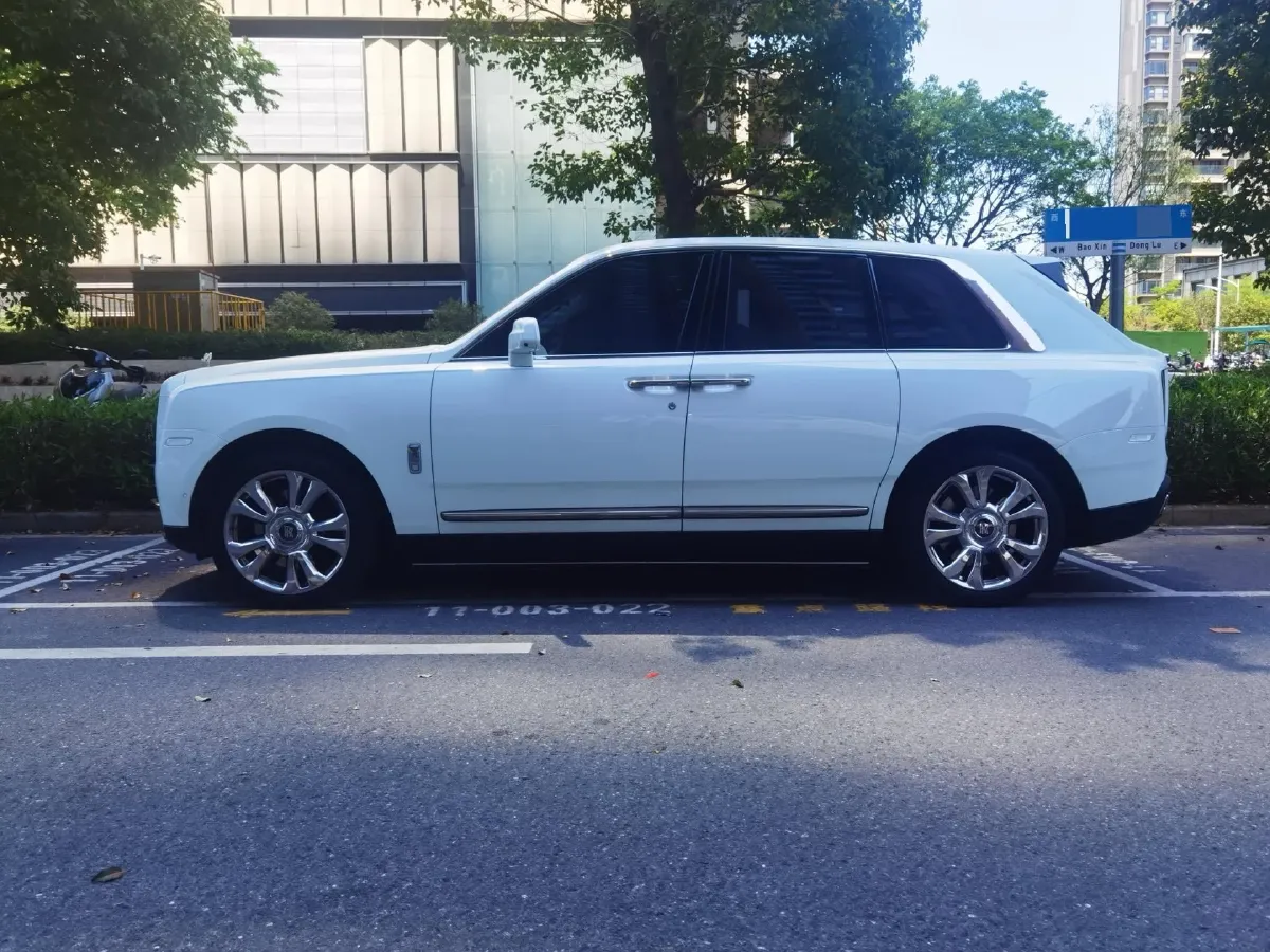 2024 Rolls-Royce Cullinan 6.7T 571HP V12 8AT,autocango,china used car exporter,china ev exporter,chinese used car exporter,chinese used ev exporter