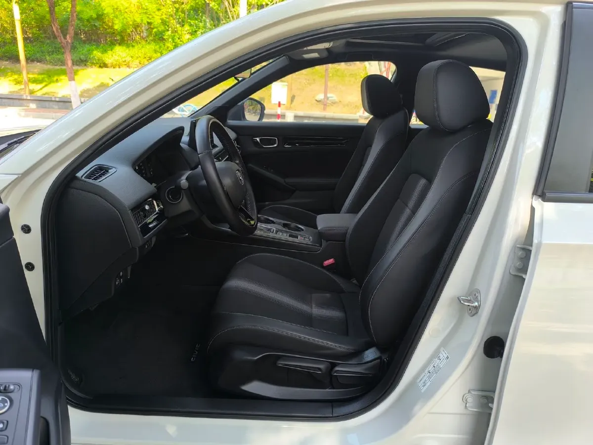 2023 Honda Civic 1.5T 182HP L4 CVT,autocango,china used car exporter,china ev exporter,chinese used car exporter,chinese used ev exporter