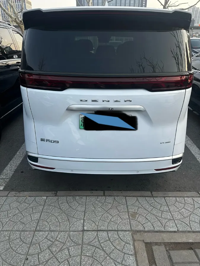 2022 Jaguar XFL 2.0T 250HP L4 8AT,autocango,china used car exporter,china ev exporter,chinese used car exporter,chinese used ev exporter