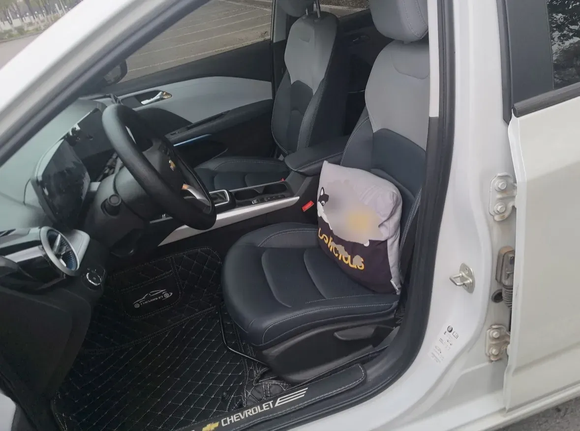 2023 Chevrolet Monza 1.5L 113HP L4 6DCT,autocango,china used car exporter,china ev exporter,chinese used car exporter,chinese used ev exporter