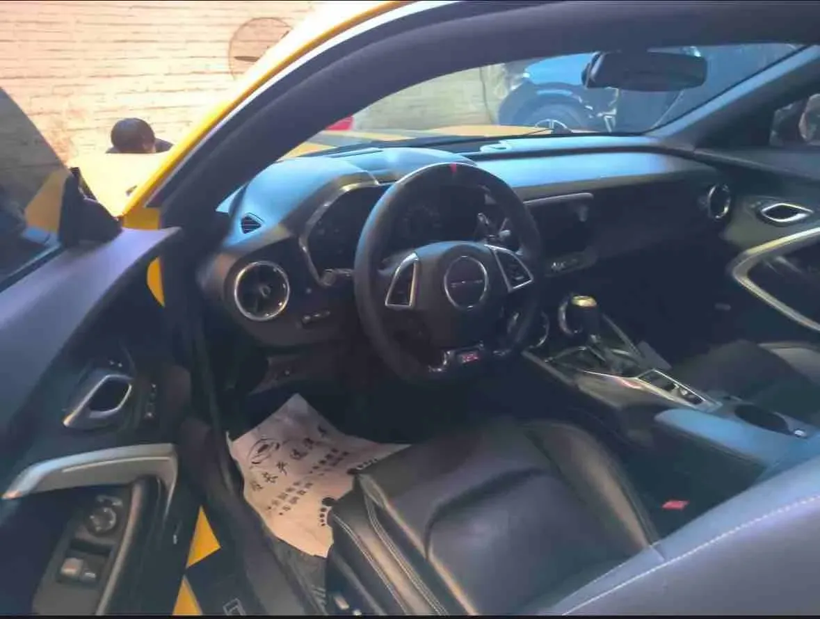2017 Chevrolet Camaro 2.0T 275HP L4 8AT,autocango,china used car exporter,china ev exporter,chinese used car exporter,chinese used ev exporter