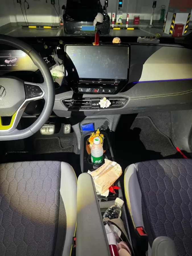 2024 Volkswagen ID.3 BEV 52.8KWH,autocango,china used car exporter,china ev exporter,chinese used car exporter,chinese used ev exporter