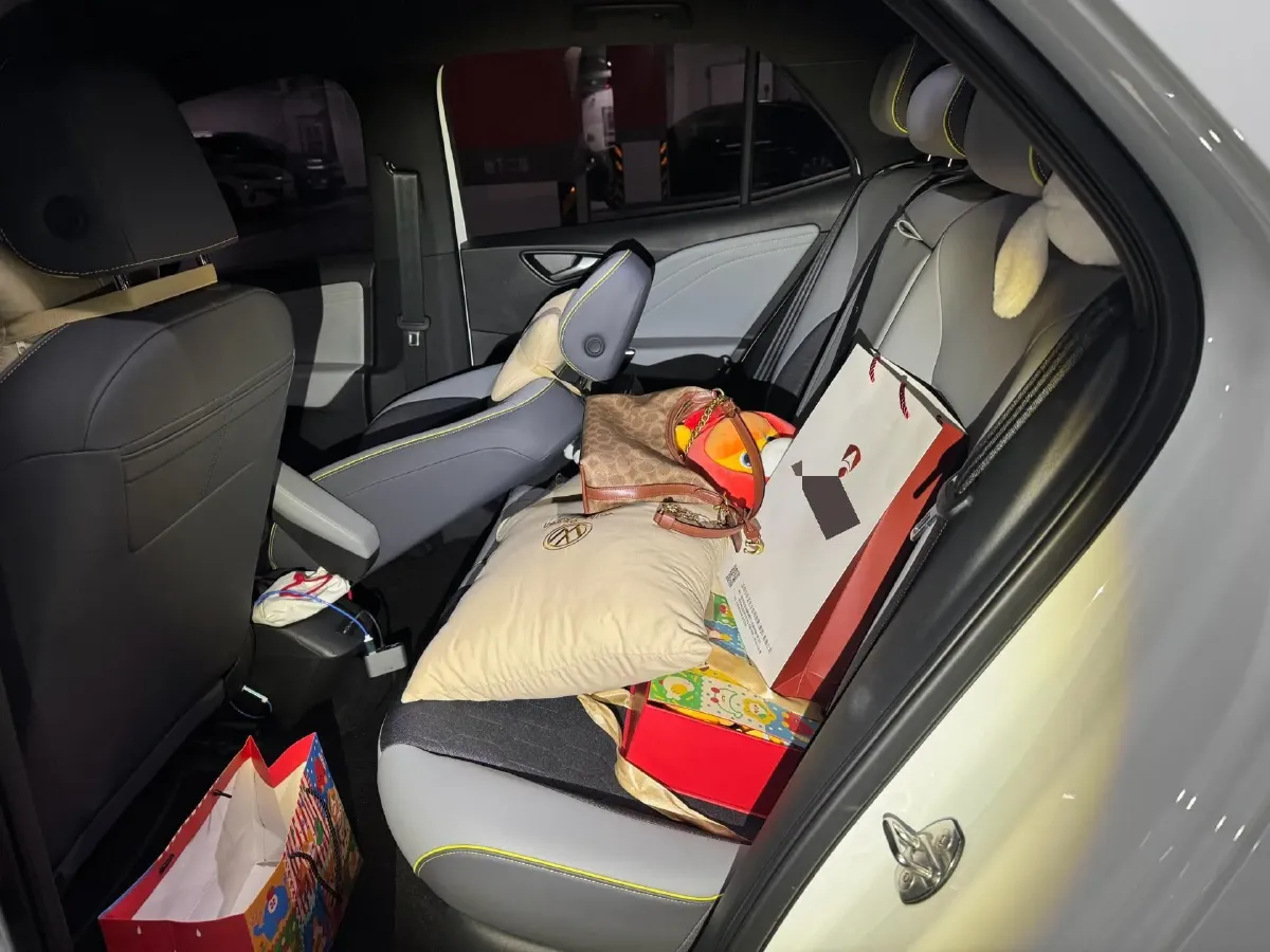 2024 Volkswagen ID.3 BEV 52.8KWH,autocango,china used car exporter,china ev exporter,chinese used car exporter,chinese used ev exporter