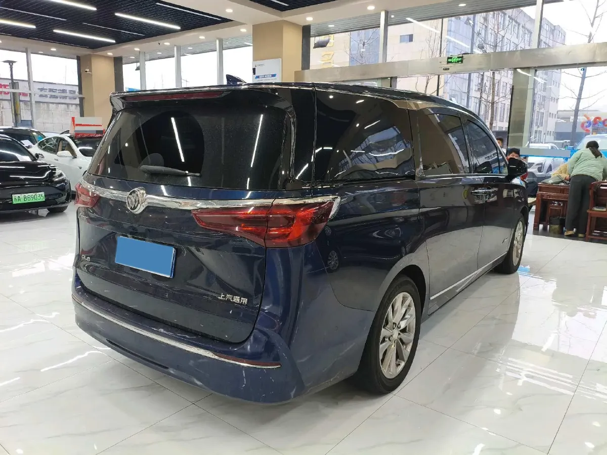 2022 Buick GL8 2.0T 237HP L4 9AT,autocango,china used car exporter,china ev exporter,chinese used car exporter,chinese used ev exporter