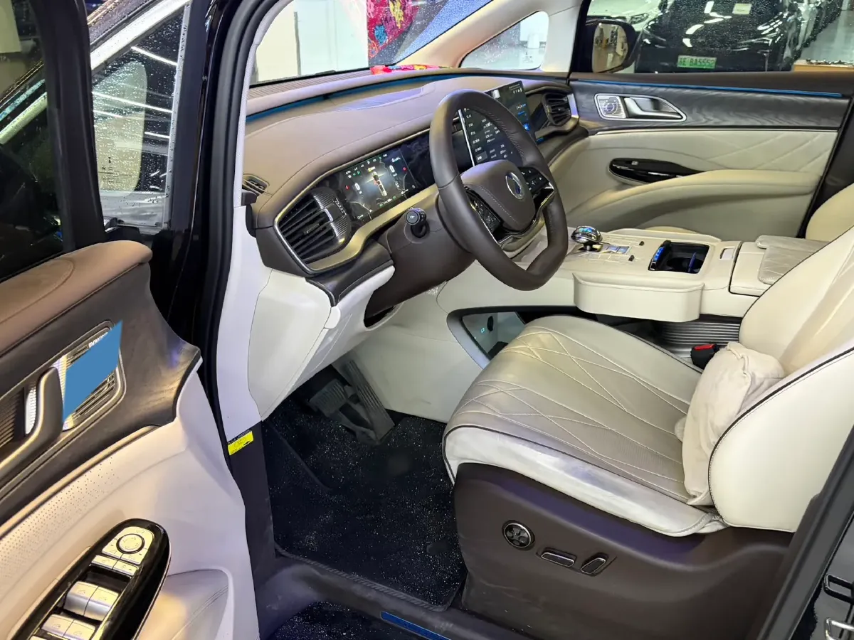 2024 Denza D9 1.5T 139HP L4 E-CVT PHEV 40KWH,autocango,china used car exporter,china ev exporter,chinese used car exporter,chinese used ev exporter