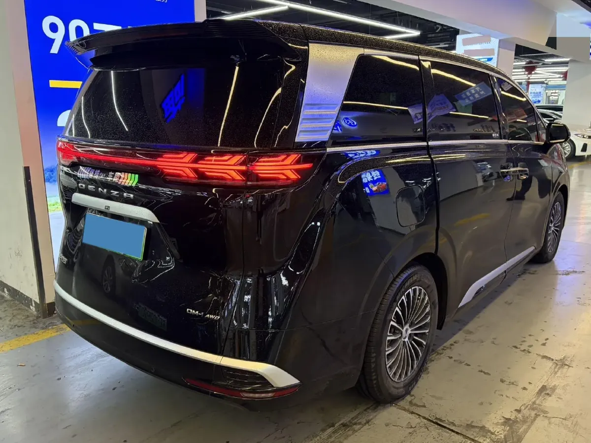 2024 Denza D9 1.5T 139HP L4 E-CVT PHEV 40KWH,autocango,china used car exporter,china ev exporter,chinese used car exporter,chinese used ev exporter