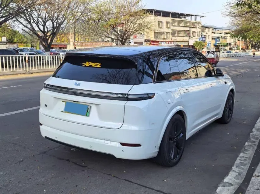 2024 Li L8 Range Extended 154HP REEV 42.8KWH,autocango,china used car exporter,china ev exporter,chinese used car exporter,chinese used ev exporter