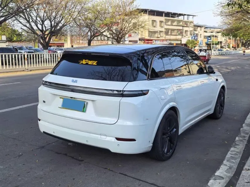 2024 Li L8 Range Extended 154HP REEV 42.8KWH,autocango,china used car exporter,china ev exporter,chinese used car exporter,chinese used ev exporter
