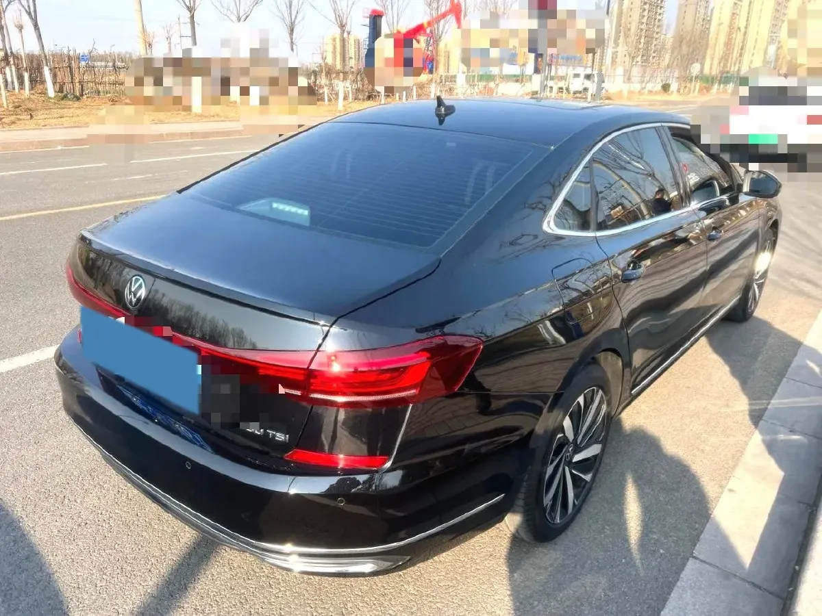 2025 Volkswagen Passat 2.0T 220HP L4 7DCT,autocango,china used car exporter,china ev exporter,chinese used car exporter,chinese used ev exporter