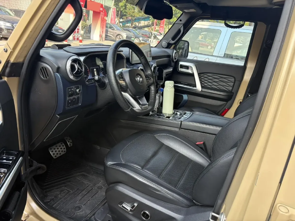 2019 Beijing BJ40 2.3T 231HP L4 6AT,autocango,china used car exporter,china ev exporter,chinese used car exporter,chinese used ev exporter