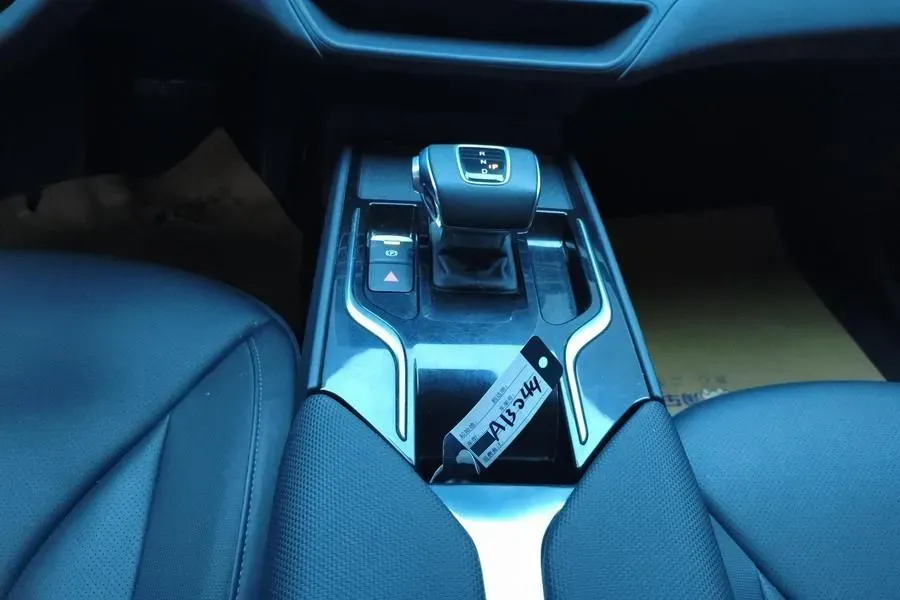 2023 HongQi E-QM5 BEV 54KWH,autocango,china used car exporter,china ev exporter,chinese used car exporter,chinese used ev exporter