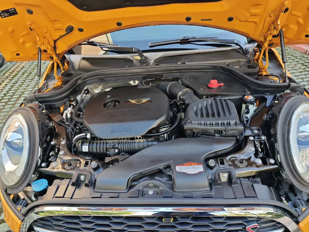 2016 MINI MINI 2.0T 192HP L4 6AT,autocango,china used car exporter,china ev exporter,chinese used car exporter,chinese used ev exporter