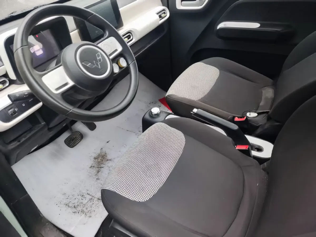 2024 WuLing HongGuang MINI EV BEV 17.3KWH,autocango,china used car exporter,china ev exporter,chinese used car exporter,chinese used ev exporter