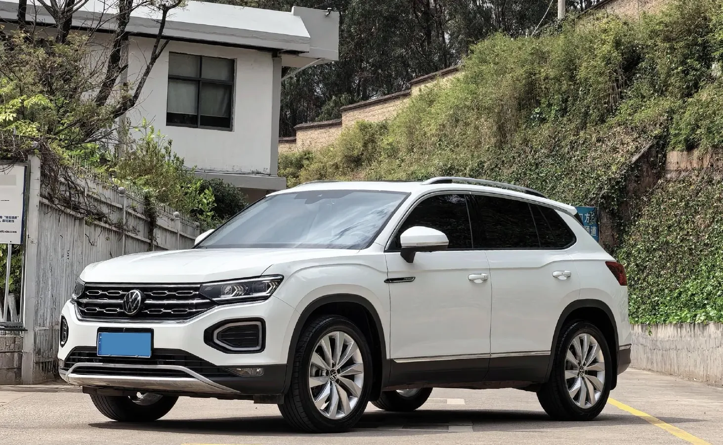 2022 Volkswagen Tayron 2.0T 220HP L4 7DCT,autocango,china used car exporter,china ev exporter,chinese used car exporter,chinese used ev exporter