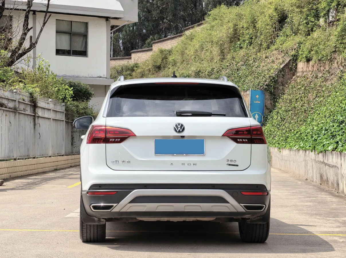 2022 Volkswagen Tayron 2.0T 220HP L4 7DCT,autocango,china used car exporter,china ev exporter,chinese used car exporter,chinese used ev exporter
